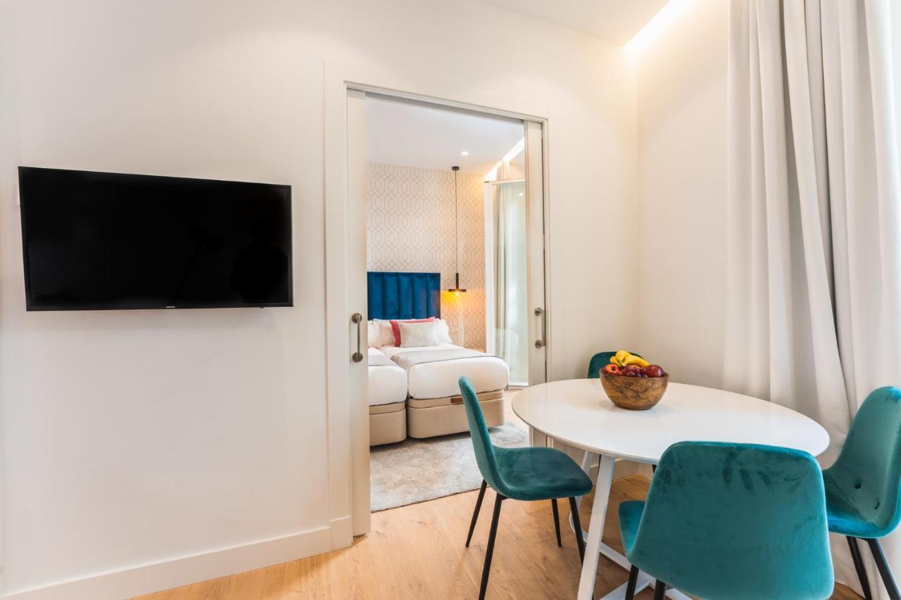 Debambu Suites Malaga Exterior photo
